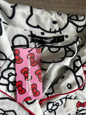 Hello Kitty White Pajama Set with Black Print and Pink Piping thumbnail 4