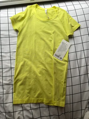 Lululemon Swiftly Tech, Electric Yellow. thumbnail 1