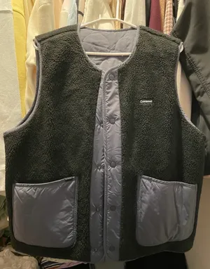 Covernat reversible vest in gray & green thumbnail 1