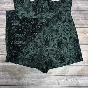 Urban Outfitters White Green Black Antoinette Strapless Brocade Paisley Romper thumbnail 4