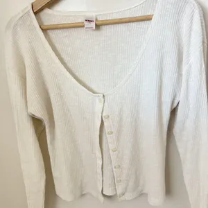 Bongo Cardigan Cropped Button Cream Long Sleeve Preppy Grunge Sweater Top Lg thumbnail 5