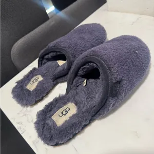 UGG Cozy Gray Fuzzy Slippers thumbnail 8