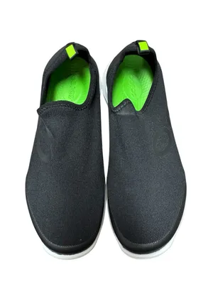 OOFOS OOmg Sport Slip On Lowtop Sneakers Shoes Black White Logo Womens 9 EU 40 thumbnail 4