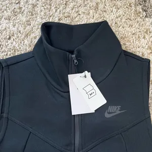 NWT NIKE Sportswear Tech Fleece Full-Zip Vest thumbnail 5