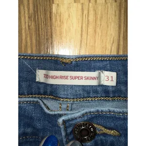 Levi's 31x30 720‎ High Rise Super Skinny Jeans Ripped Distressed Hyper Stretch thumbnail 3