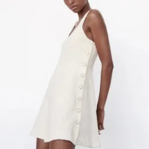 ZARA Womens White Tweed Scoop Neck Button Mini Dress Preppy Structured Chic Sz M thumbnail 2