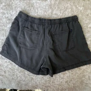 Gap Gray Elastic Waist Casual Shorts Sz Large Drawstring thumbnail 2