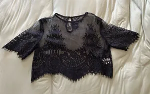 Crop lace top thumbnail 1