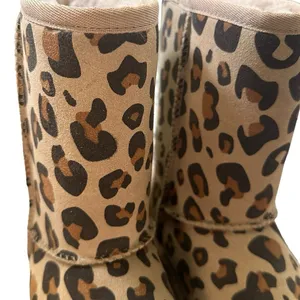 NWOB UGG Classic Short II Sheepskin Boot Leopard Print thumbnail 6