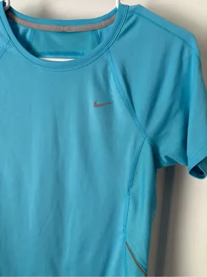 Nike Women’s dri-fit Short-Sleeve Athletic Top running t shirt size S thumbnail 4