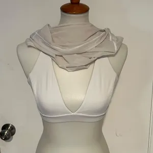 Lululemon Revitalize Tank - Size 6 - No‎ Size Tag/Yes Size Dot. thumbnail 9
