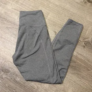 •FABLETICS• GREY LEGGINGS thumbnail 2