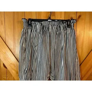 Billabong Black Flowy White Stripe Pull On Pants Ruffled Waist Size Medium (8996 thumbnail 2