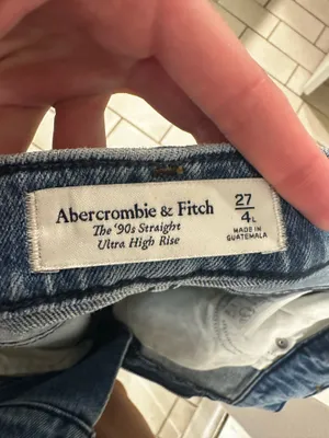 Abercrombie The 90s Straight High-Rise thumbnail 3