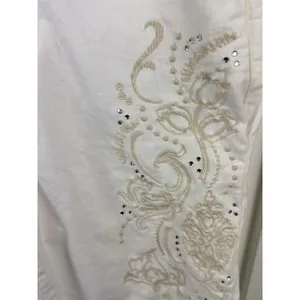 Cute Womens Capri Jeans Size 4 White thumbnail 2