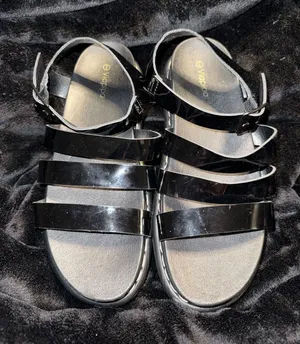 Viapipa Black Patent Strappy Platform Sandals Size 7 thumbnail 1