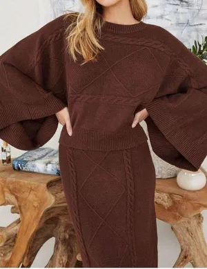 Chaining Pattern Knit Sweater and Skirt Set Brown Size L thumbnail 2