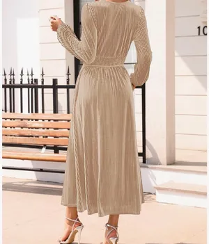 ZESICA Velvet Smocked Waist Midi Dress thumbnail 4
