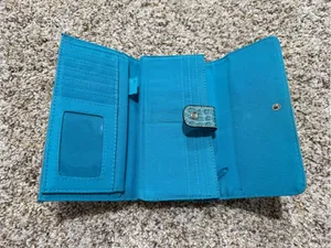 Teal Croc thumbnail 3