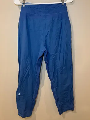 Lululemon Dance Studio Mid-Rise Crop 25” in Soft Denim thumbnail 3