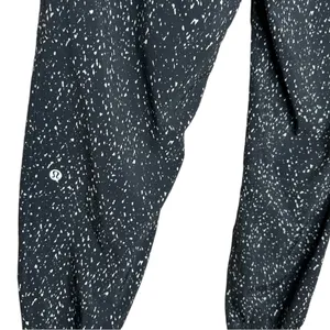 Lululemon Jogger Butterfly Texture Black White Size 8 thumbnail 12