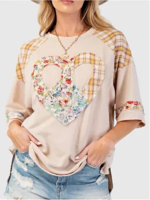 Women's Easel Plaid Floral Print Peach Heart Patched Top M/L thumbnail 1