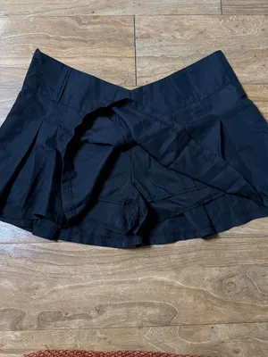 Black Pleated Mini Skirt Size L thumbnail 3