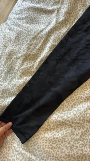 Camo Lululemon Leggings  thumbnail 4
