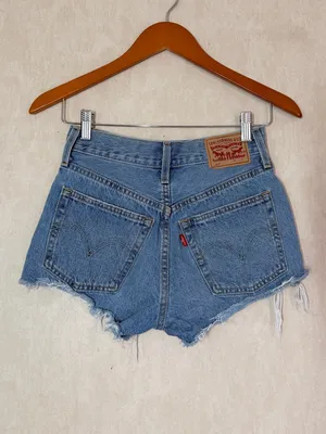 Levi’s Women’s 501 Original Fit High Rise Jean Short Distressed in Med Wash 24 thumbnail 3