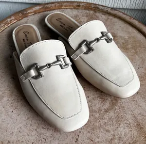 Enzo Tesoti sz 6.5 Women White Slip On Mule Loafers Flats Equestrian Minimalist thumbnail 1