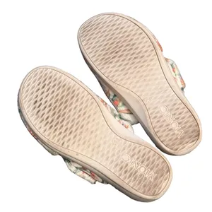 Vionic Gemma Marshmallow Tropical slippers thumbnail 6