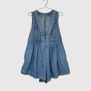 Free People Womens Romper Blue Webster Denim V Neck Relaxed Pleated Jean Medium thumbnail 3