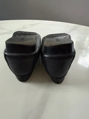 MICHAEL Michael Kors Black Leather MK Charm Loafers thumbnail 8