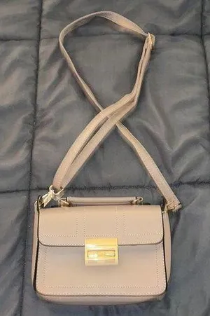 BRAND NEW! Taupe purse with adjustable strap. 5 separate compartments thumbnail 1
