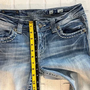Miss Me‎ Boot Jeans 30 Blue Denim Y2K Cross Bling Studded Pockets Stretch Denim thumbnail 13