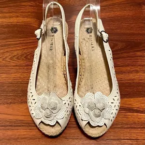 Vintage Wilmar Leather Floral Wedges Size 38 thumbnail 5
