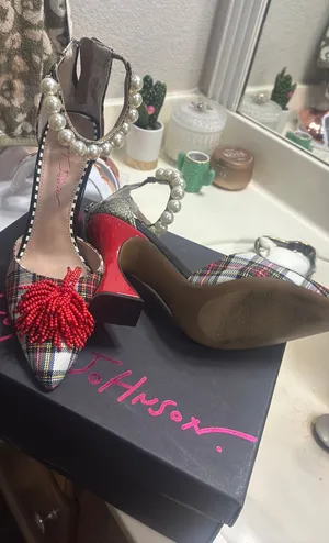 Betsey Johnson Walton red heel thumbnail 1