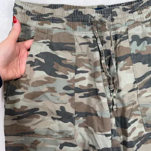 GAP Medium Jogger Pants Camo Green Lyocell Elastic Waist QLP1073S Utility Casual thumbnail 4