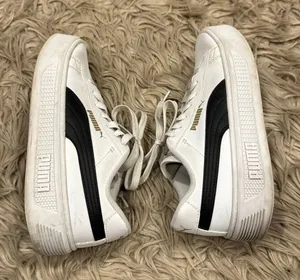 Puma sneakers size 8.5 thumbnail 1