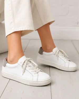 Sam Edelman White Leather Lace Up Sneakers Womens 8.5 Comfort Shoes Classic thumbnail 1