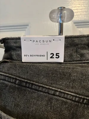 PacSun 90s Boyfriend Jeans Ripped thumbnail 2