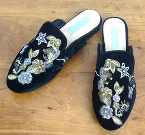 Betsey Johnson Eden Velour Embellished Slide Size 8M thumbnail 1