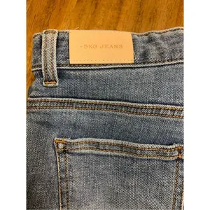 Chuu 5kg Jeans Boot cut Korean Fashion size 25 thumbnail 3