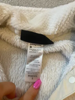 Button Fleece thumbnail 2