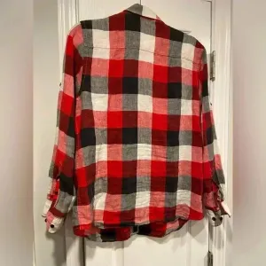 Lauren Ralph Lauren Black Red Plaid 100% Linen Button Down Long Sleeve Size M thumbnail 6