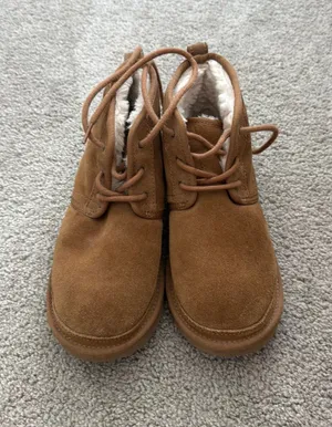 UGG Boots thumbnail 1