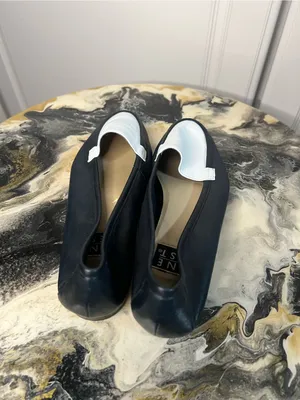 Vintage Nine West Navy White Leather Colorblock Flats thumbnail 5