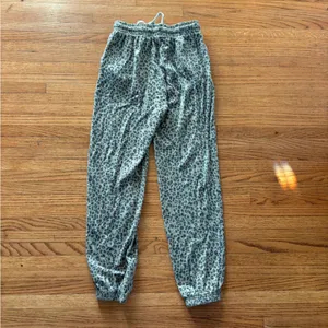 Polka dots & Moon Beams Leopard Pants Black thumbnail 3
