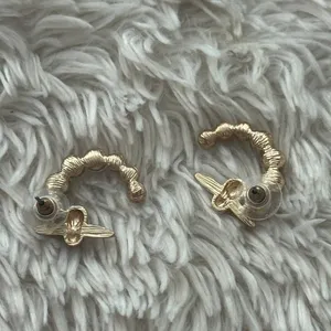 Free with Purchase! Gold Tone Bee Rhinestone Fashion Earrings thumbnail 3