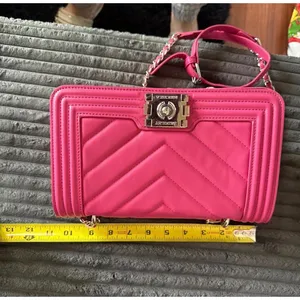 Badgley Mischka Hot Pink Chevron Quilted Crossbody Bag Silver Hardware thumbnail 7